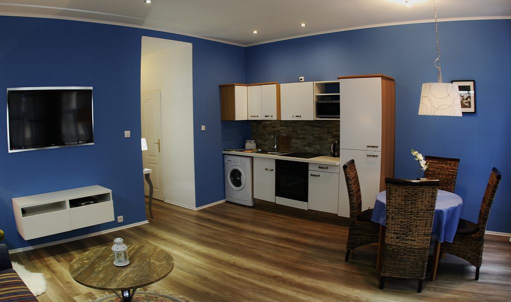 קרלובי וארי Apartman Lukas מראה חיצוני תמונה