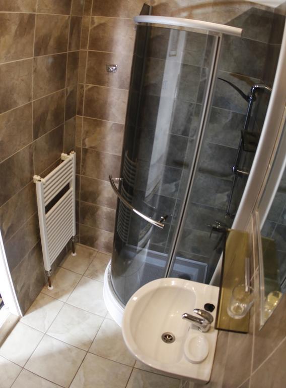קרלובי וארי Apartman Lukas מראה חיצוני תמונה